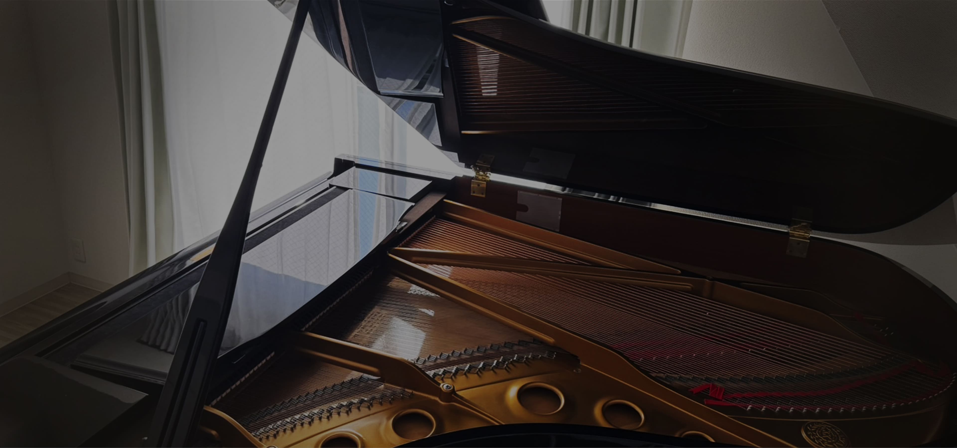 グランドピアノ